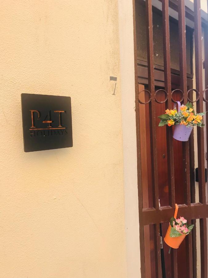 P4T Holidays Home - City Center Brindisi Exterior foto